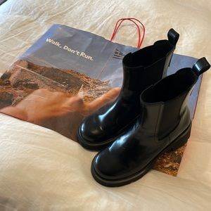 Chunky leather winter boot